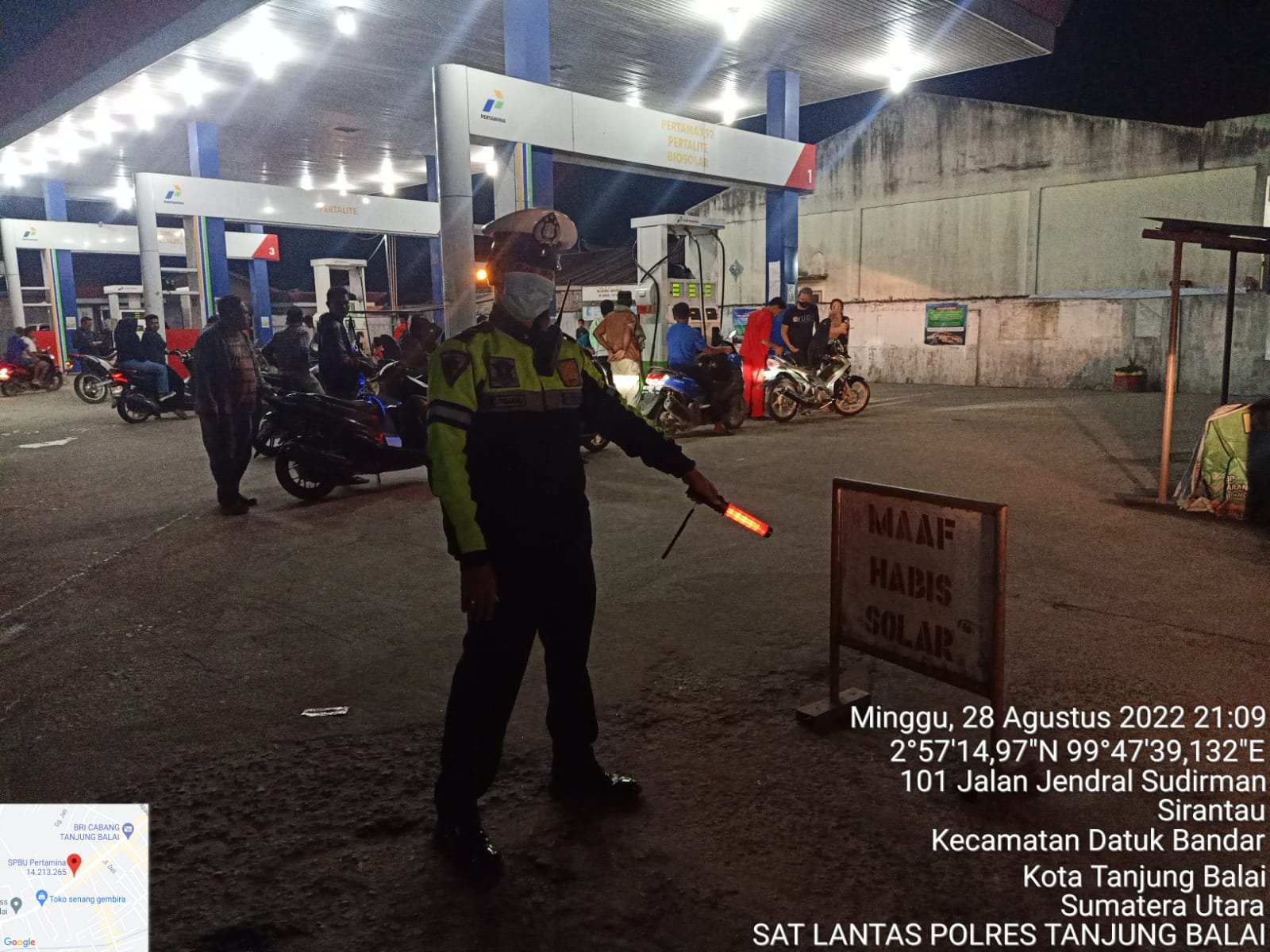 Antisipasi Kelangkaan BBM Personil Satlantas Polres Tanjungbalai Melaksanakan Patroli di Sejumlah SPBU