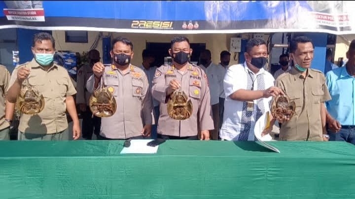 Personil Polairud Polda Sumut Amankan Seorang Nelayan yang Nekat Membawa Satwa Dilindungi Tanpa Dokumen Resmi