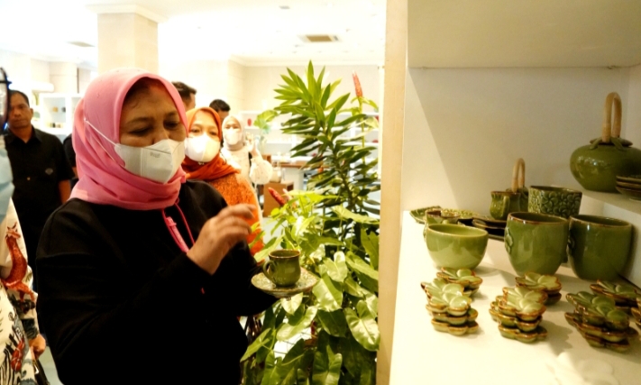 Nawal Lubis Ingin Pengrajin di Sumut Contoh Jenggala Bali
