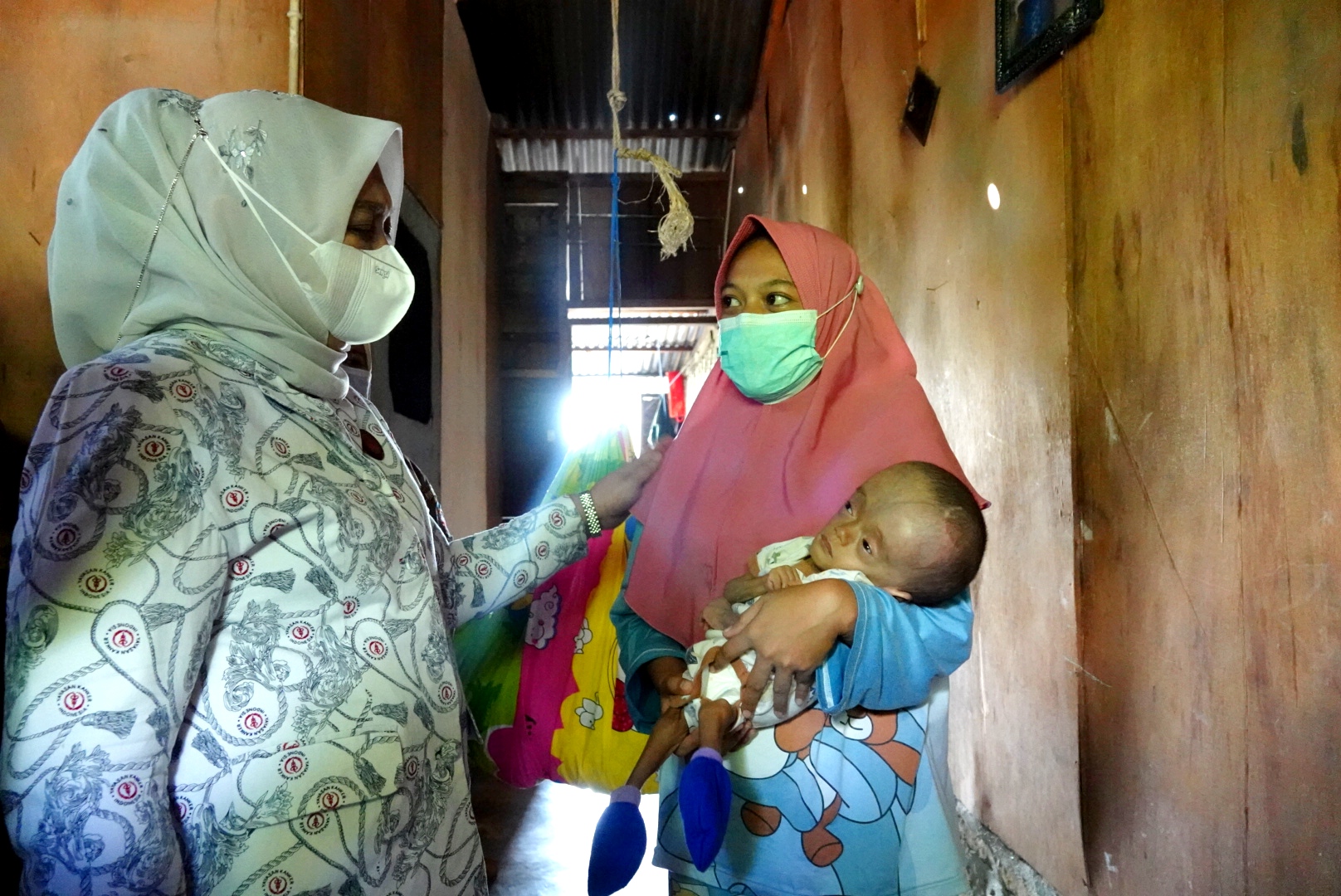 Nawal Lubis Kunjungi Anak Nelayan  Pengidap Hydrocephalus dan Lumpuh,  Temukan Keluarga Kurang Mampu Belum Masuk DTKS