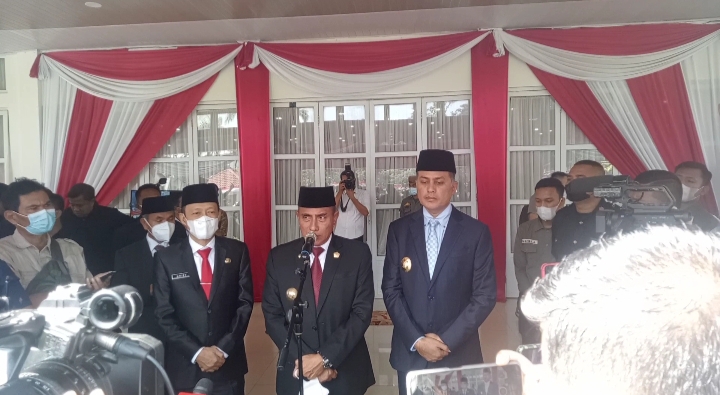 Soal Isu Perpecahan,Â  Gubsu : Kami Tak Ada Masalah,Â  Ijek : Silaturrahmi Kami Tetap Baik