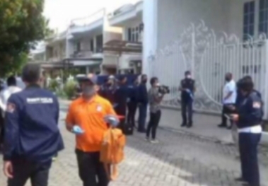 Poldasu Geruduk Rumah Mewah Milik Bos Judi Online ABK Dicurigai Lari Ke Singapura