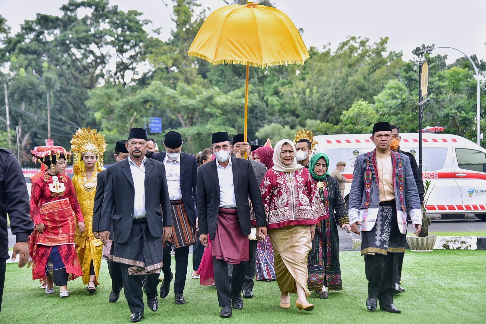 Gubernur Edy Rahmayadi Minta Masyarakat  â€˜Dalihan Natoluâ€™ Bersatu Membangun Tabagsel