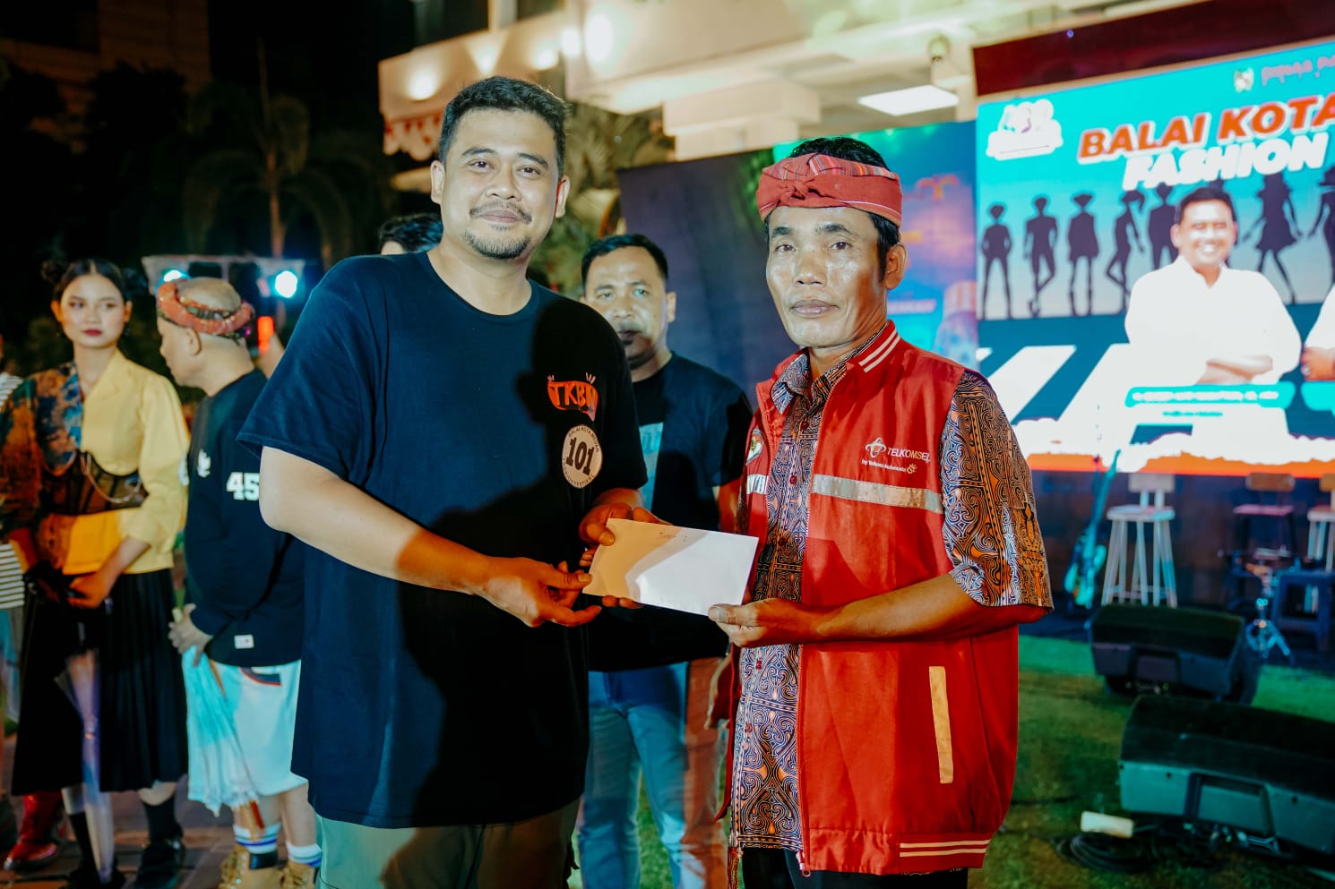 Di Bekraf & Balai Kota Medan Fashion Festival, Bobby Nasution: Banggalah Jadi Anak Medan