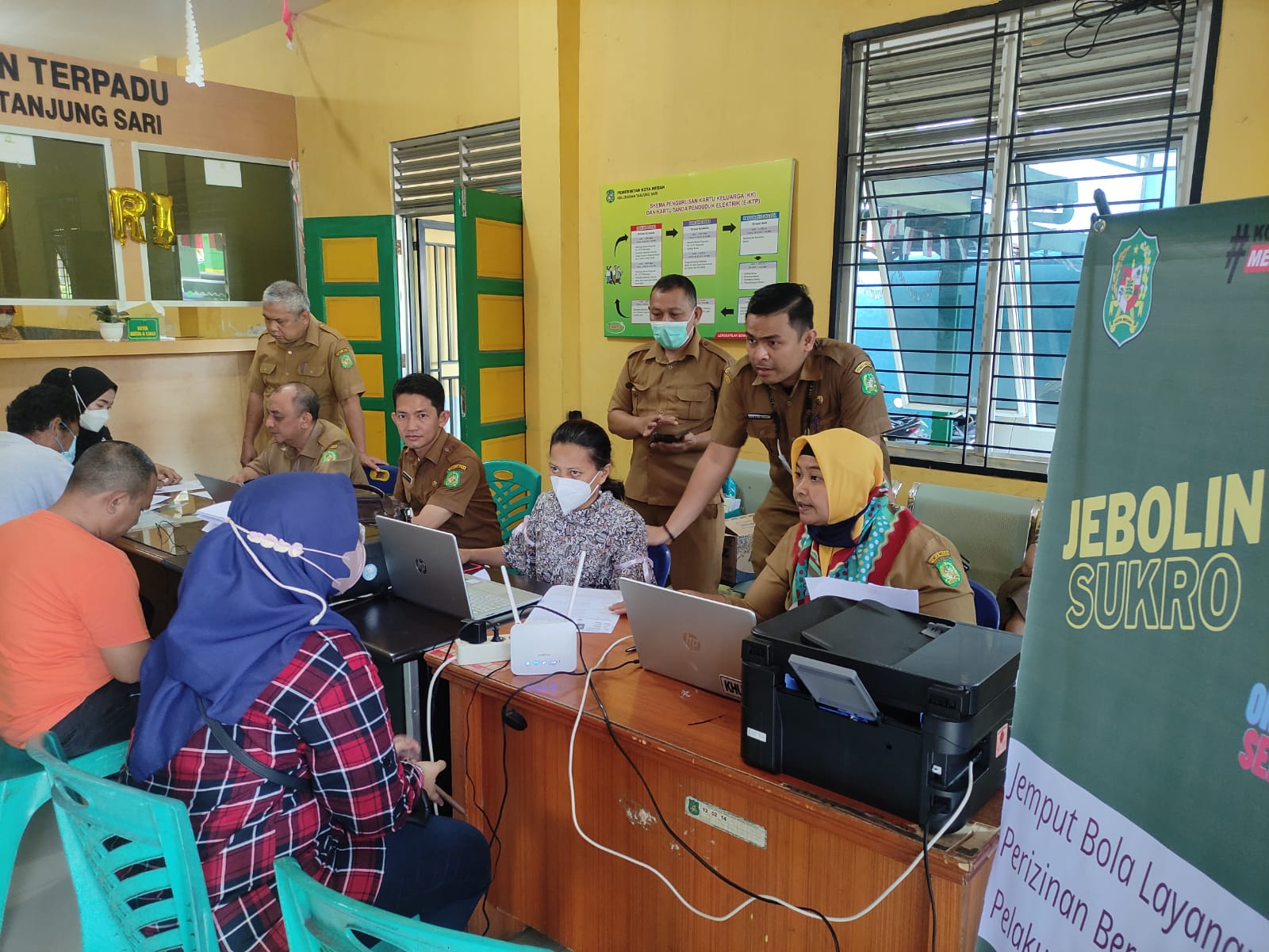 Bobby Nasution Komitmen Tingkatkan Pelayanan Publik, DPMPTSP Lakukan Jemput Bola Layanan Perizinan bagi Pelaku Usaha