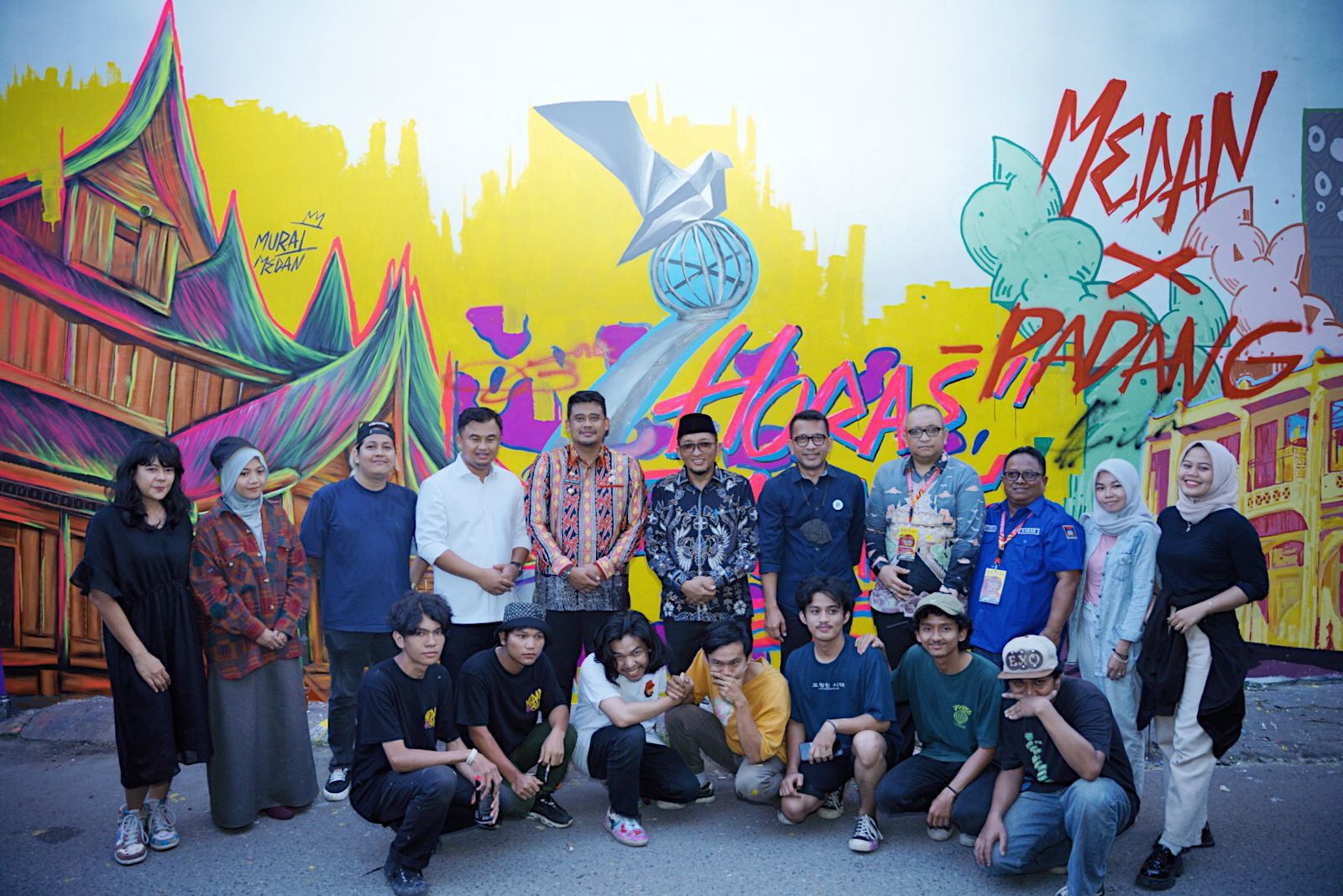 Bobby Nasution Boyong Komunitas Kreatif Kota Medan Berkolaborasi Bikin Mural di Padang