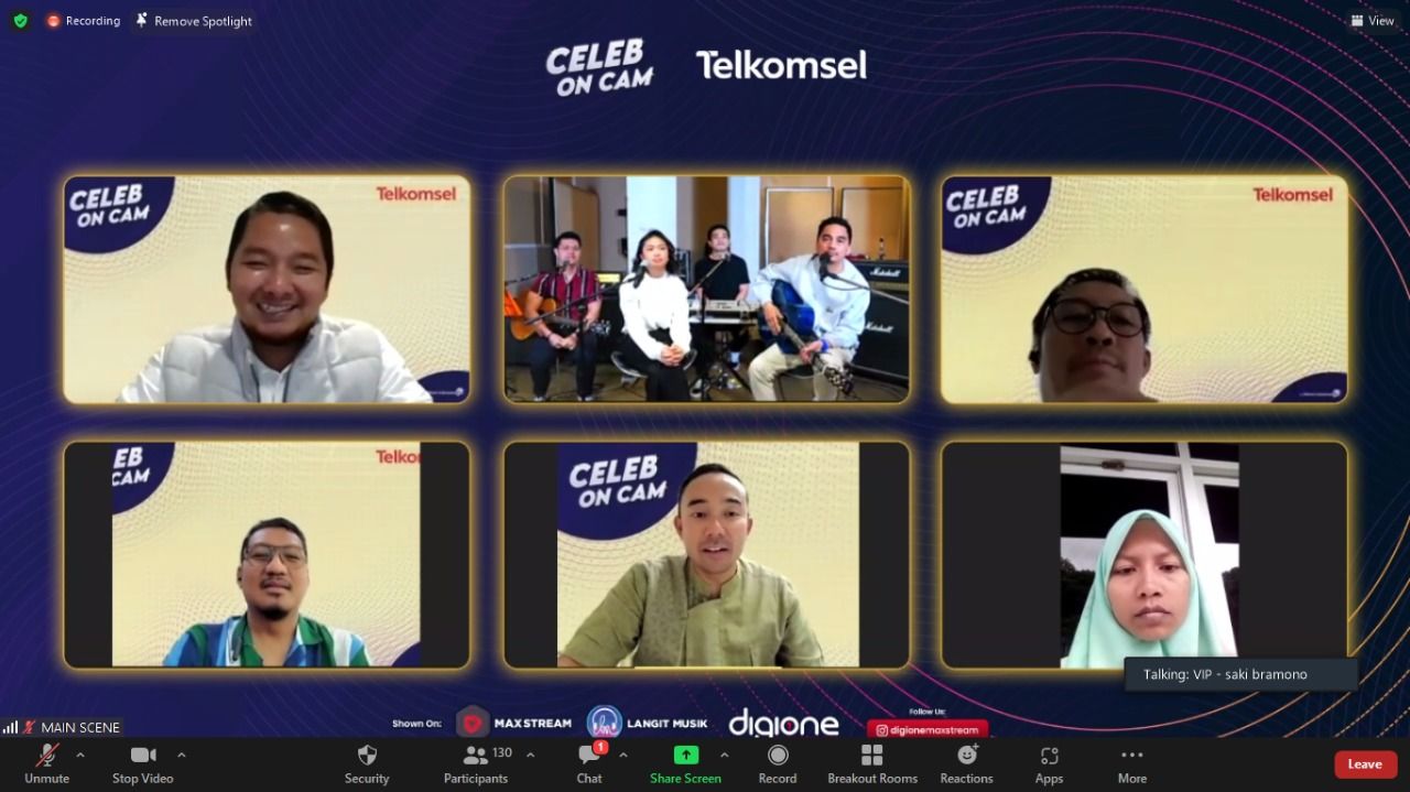 Telkomsel menggelar Celeb on Cam Bersama Zara Leola dan Enda Ungu Medan