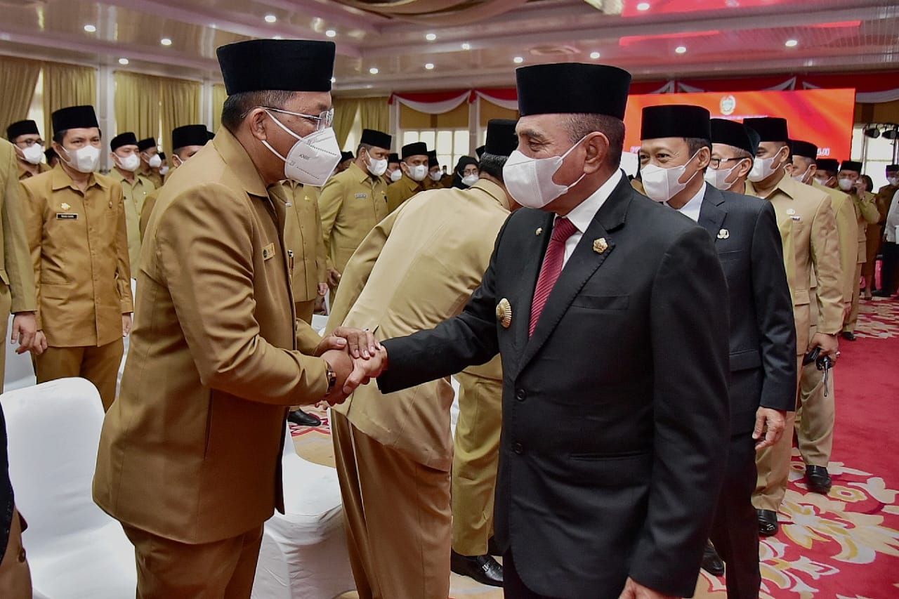 Gubsu Lantik Ilyas Sitorus Sebagai PLT Kepala Dinas Kominfo Sumut, Ini Profilnya