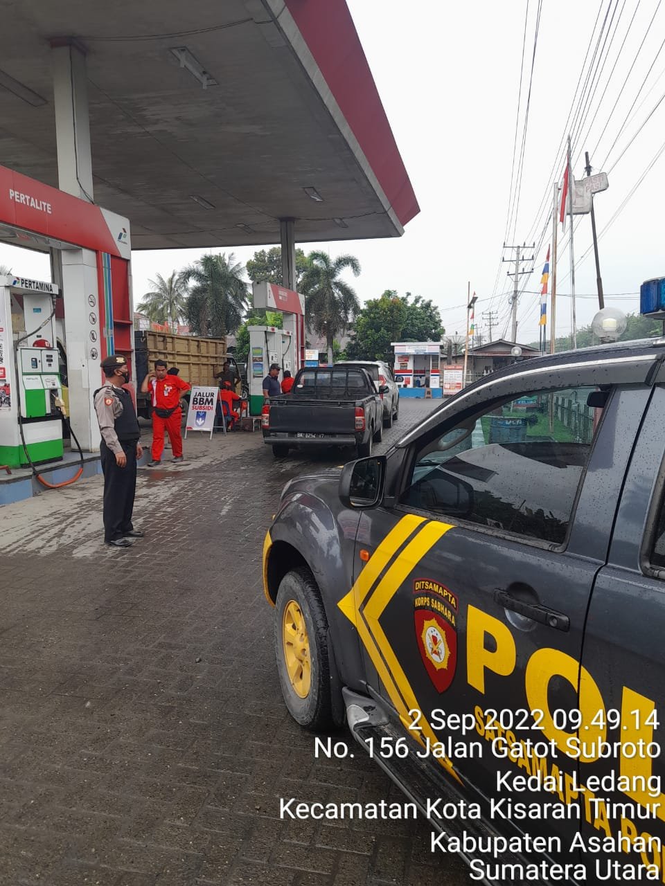 Personel Samapta Polres Asahan Monitoring dan Pengawasan di SPBU