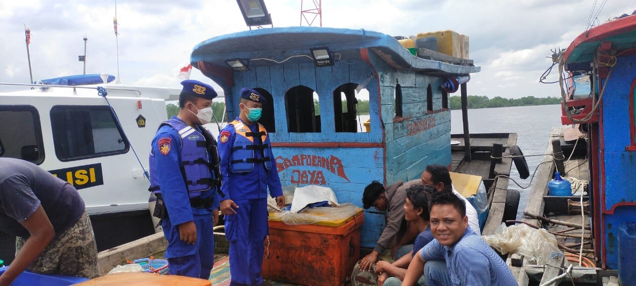 Lagi, Kapal Tanpa Nama yang Memasuki Perairan Tanjungbalai di Hentikan Personil Satpolair Polres Tanjungbalai