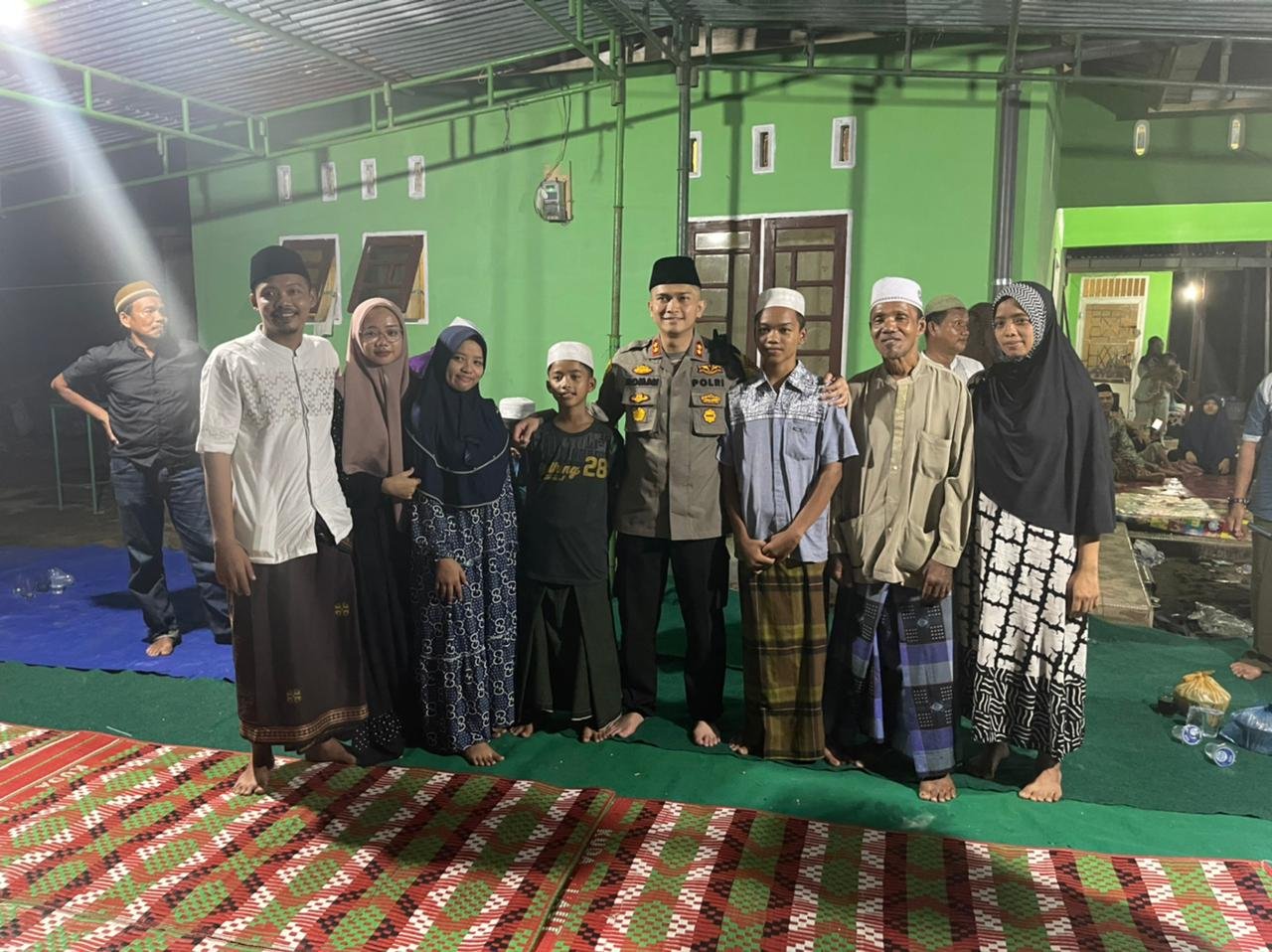 Kapolres Asahan Takziah di Rumah Duka Almh Ibunda M. Alwi Hasbi Silalahi