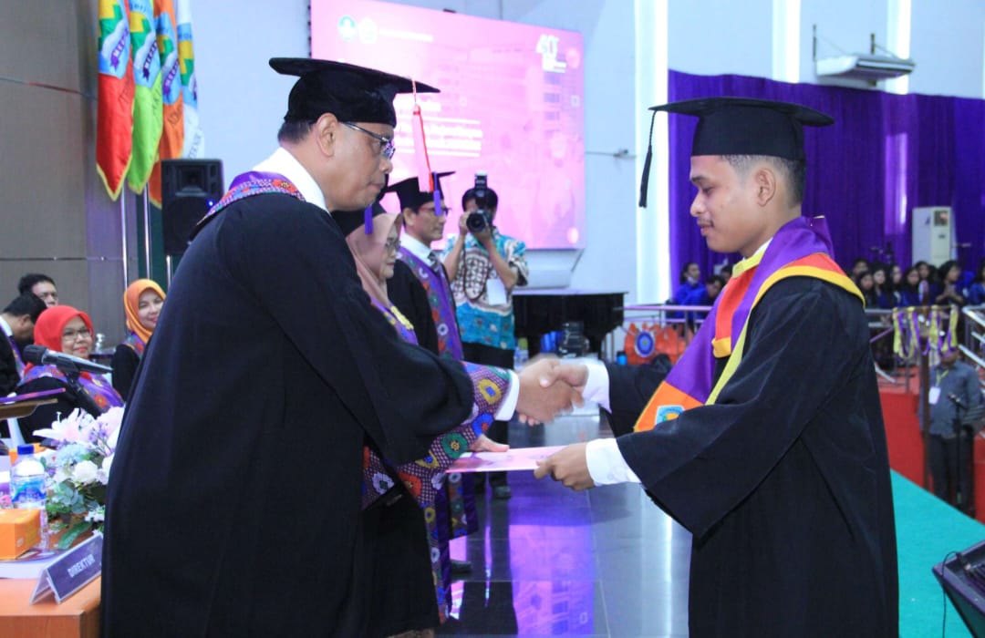Direktur Polmed : Lulusan Perguruan Tinggi Harus Memiliki Hard Skills