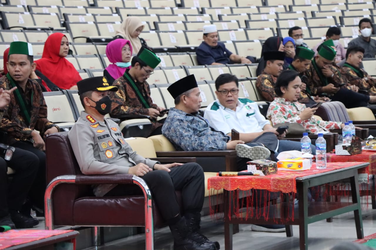 Kapolrestabes Medan Hadiri Talk Show dan Pelantikan Pengurus Badko HMI dan KOHATI Sumut 2021-2023