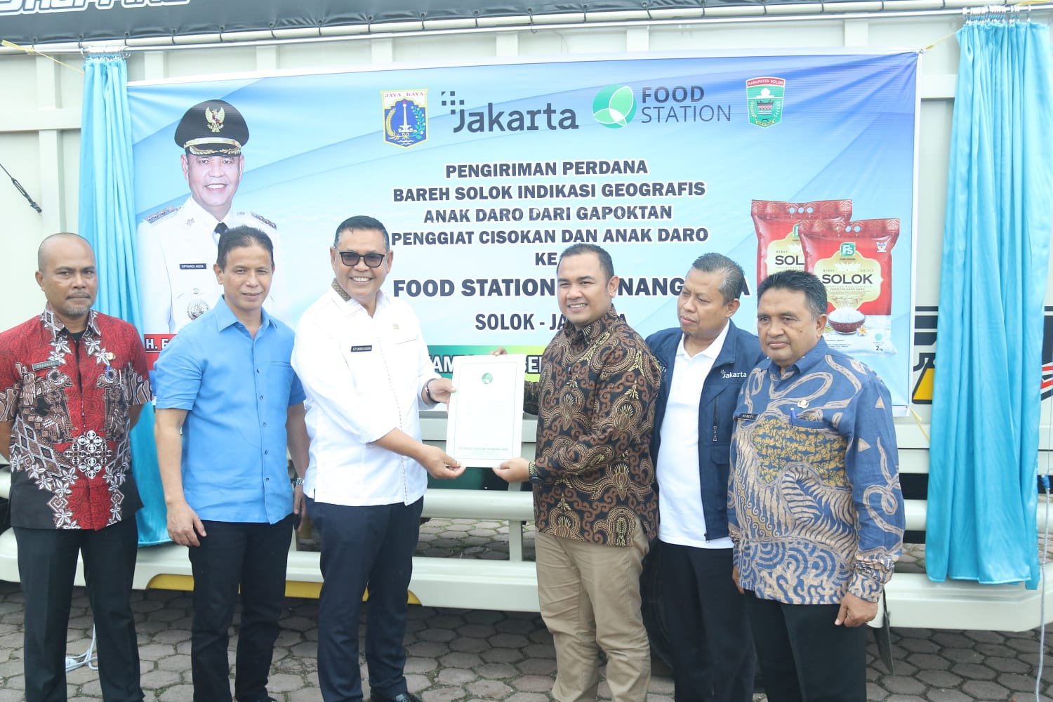 Pemkab Solok Bersama PT Food Station Tjipinang Jaya Berkolaborasi Pasarkan Komoditi Unggulan
