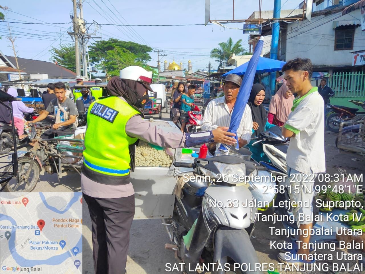 Tidak Pernah Bosan, Personil Satlantas Polres Tanjungbalai Laksanakan Gatur Lalin Penertiban Parkir dan PKL Menggunakan Badan Jalan