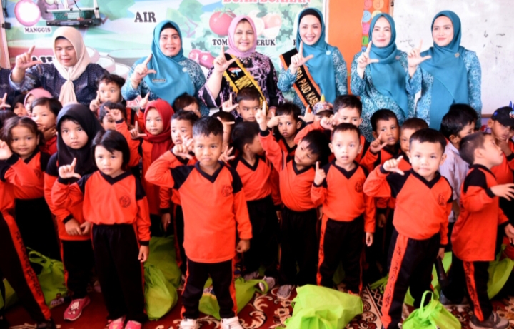 Nawal Ajak Galakkan Kembali  Posyandu Demi untuk Cegah Stunting