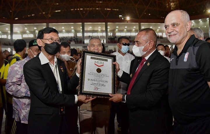 5.500 Peserta Pelatihan Junior NBA Raih Rekor MURI, Edy Rahmayadi Optimis Sumut  akan Miliki Atlet Basket Handal