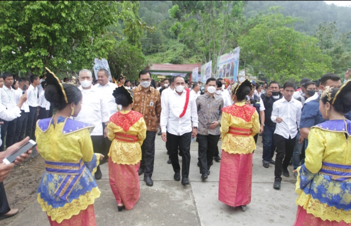 Gubernur Edy Rahmayadi Resmikan  Delapan SMK Pusat Keunggulan, Diharapkan Lahir SDM Unggul di Dunia Industri