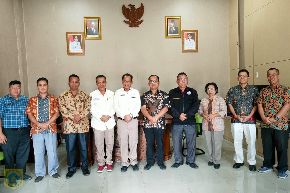 Sekda Pakpak Bharat Menerima Audensi Pengurus PGIÂ  Selaku Mitra Pemkab