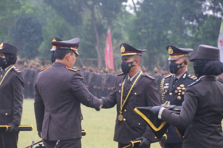 Kapolri Jenderal Listyo Sigit Prabowo Lantik 2.123 Perwira Polri
