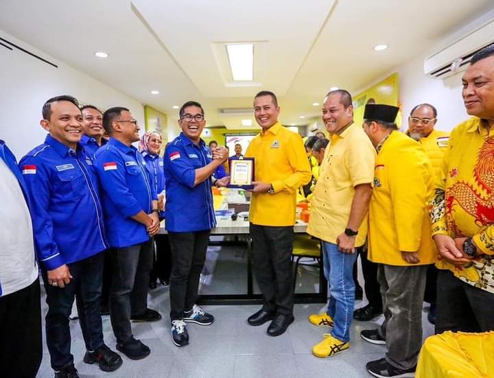 Ada Apa ?, Lokot Nasution Temui Ijek di Kantor Golkar Sumut