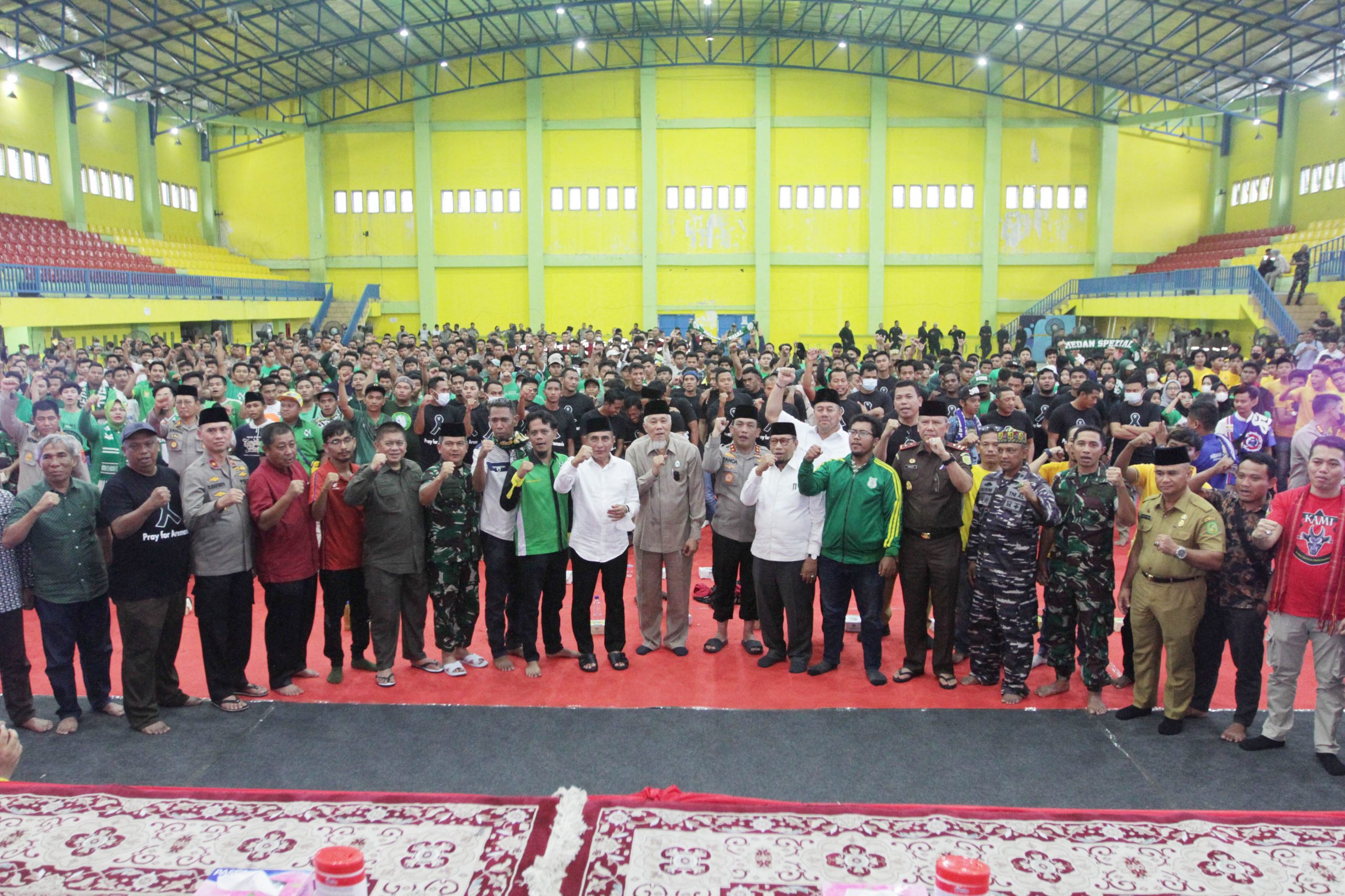Gelar Doa Bersama dan Salat Gaib atas Tragedi Kanjurahan,  Aremania Medan Apresiasi Perhatian  Gubernur Sumut untuk Sepakbola