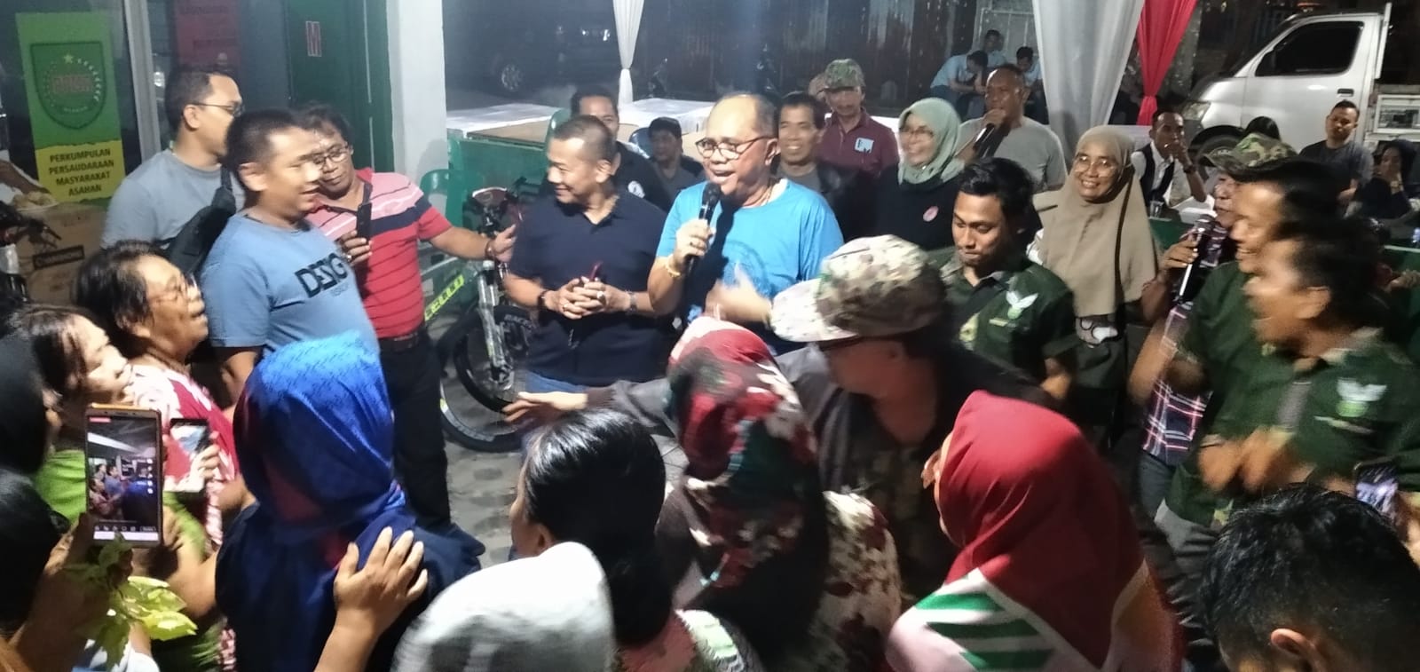 Junimart Girsang dan Joni Manurung Bernyanyi Riang Dalam Malam Sambut HUT PPMA
