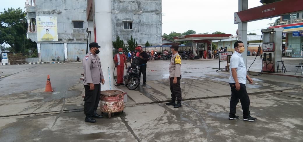 Monitoring BBM, Personil Polsek Galang Rutin Patroli Ke SPBU*