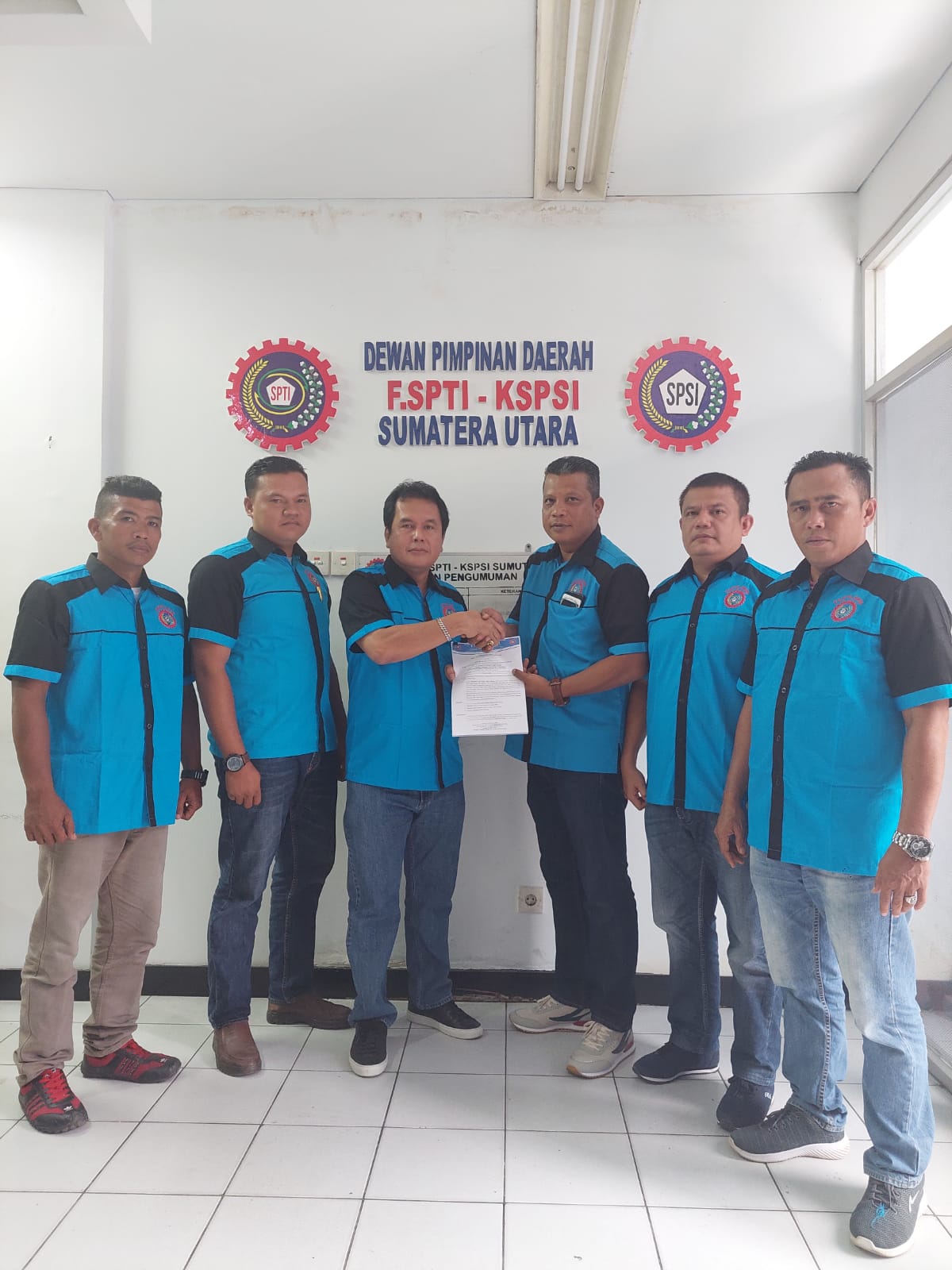 Terima SK DPC F.SPTI-K.SPSI Madina, SamsuddinÂ SH: Kita Akan Berkolaborasi dengan Stake Holder