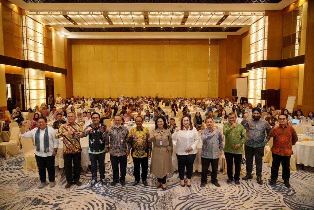 Ketua TP PKK Kab.Pakpak Bharat Hadiri Acara Percepatan Penurunan Stunting Di Sumut