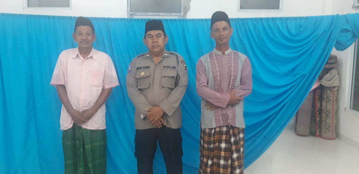 Polsek Simpang Empat Menggelar Gasuling Damas Di Musholah Al-Muslim