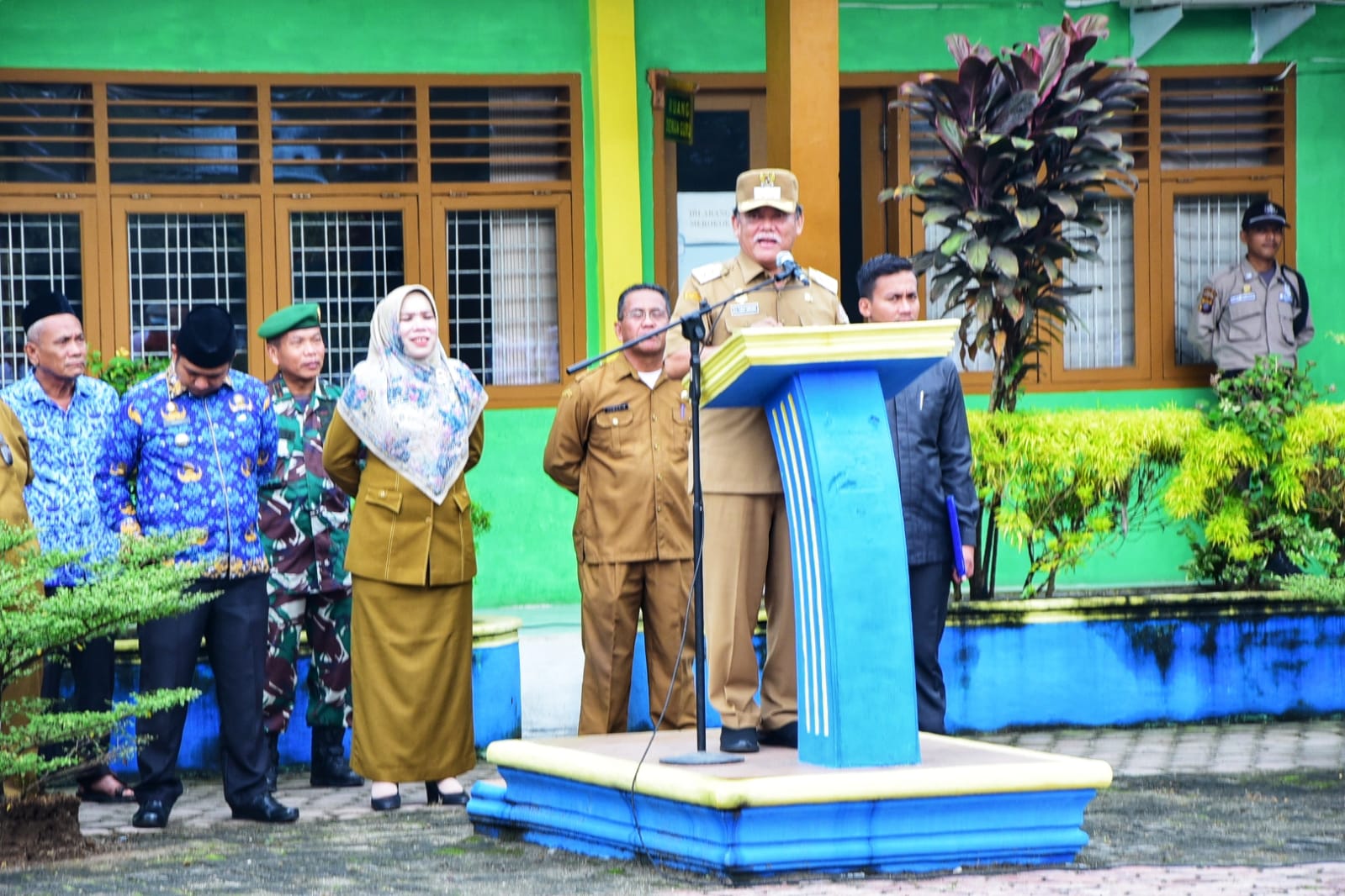 Jadi Pembina Upacara Bendera, Wabup: SMA Negeri 1 Tanjung Morawa Luar Biasa