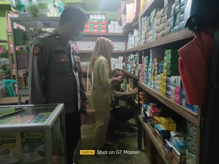 Polres Madina Giat Sambang Berikan Himbauan Pemilik Apotik,Terkait Obat Yang Mengandung Dietilen Glikol dan Etilen Glikol