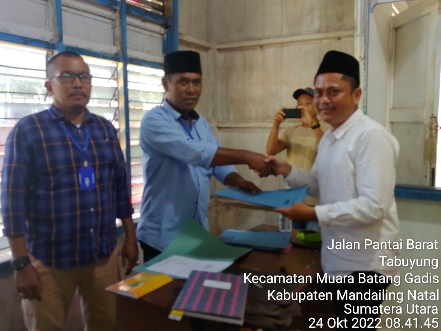 Ziaul haq Resmi Daftar Bakal Calon Kepala Desa