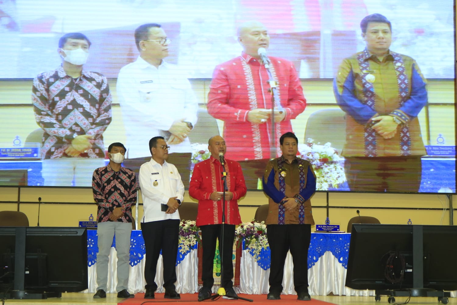 Bupati Samosir Hadiri Acara Pembukaan Sinode Godang HKBP Ke-66