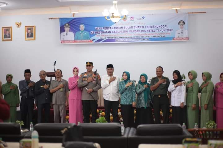 Bupati Buka Pencanangan Bulan Bhakti TNI Manunggal