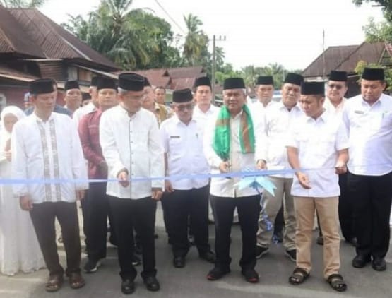 Plt Bupati Palas Resmikan Rekonstruksi Jalan Mondang Pinarik