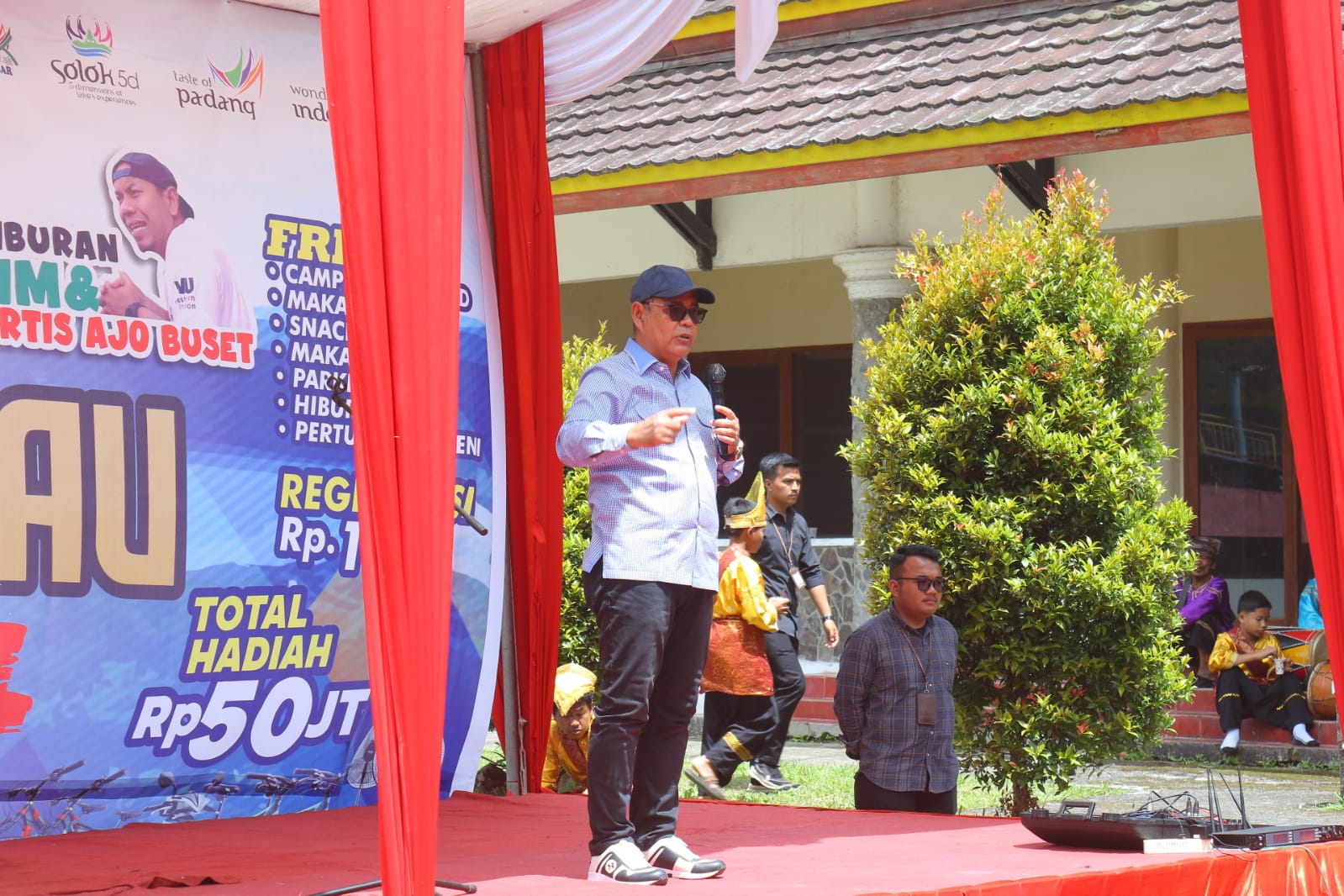 Peringatan Hari Sumpah Pemuda ke 94, Pemkab Solok Menggelar Event Gowes Wisata Salingka Danau dan Festival Kesenian