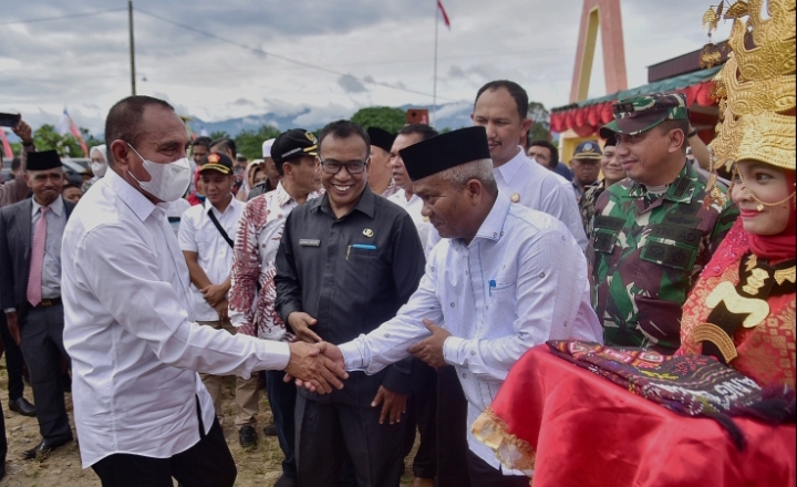 Dapat Alokasi Rp170 Miliar untuk Infrastruktur Jalan Plt Bupati Palas Sampaikan Terima Kasih kepada Edy Rahmayadi