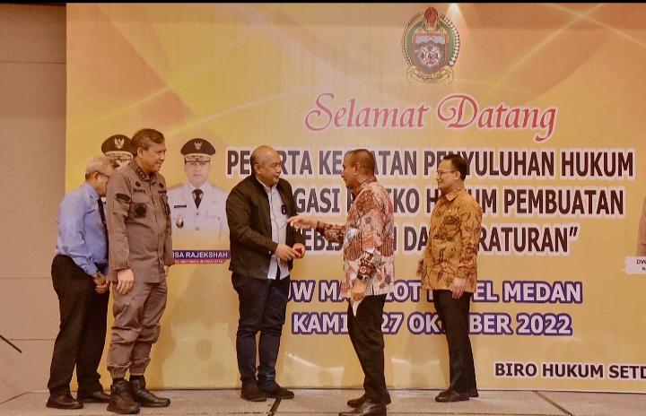 Mitigasi Risiko Hukum Pembuatan Kebijakan dan Peraturan Gubernur Sumut Yakinkan Setiap Keputusan Berorientasi Keadilan dan Kesejahteraan
