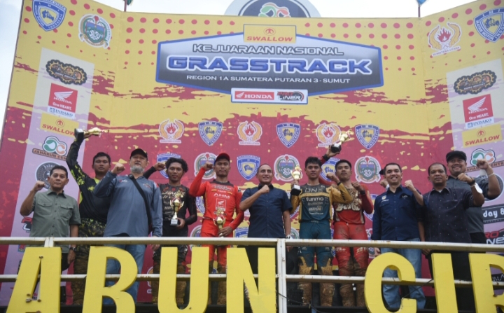Saksikan Kejurnas Motorcross Grasstrack Region I Sumatera, Gubernur Edy Rahmayadi Minta Semua  Pembalap Saling Dukung untuk Persiapan PON
