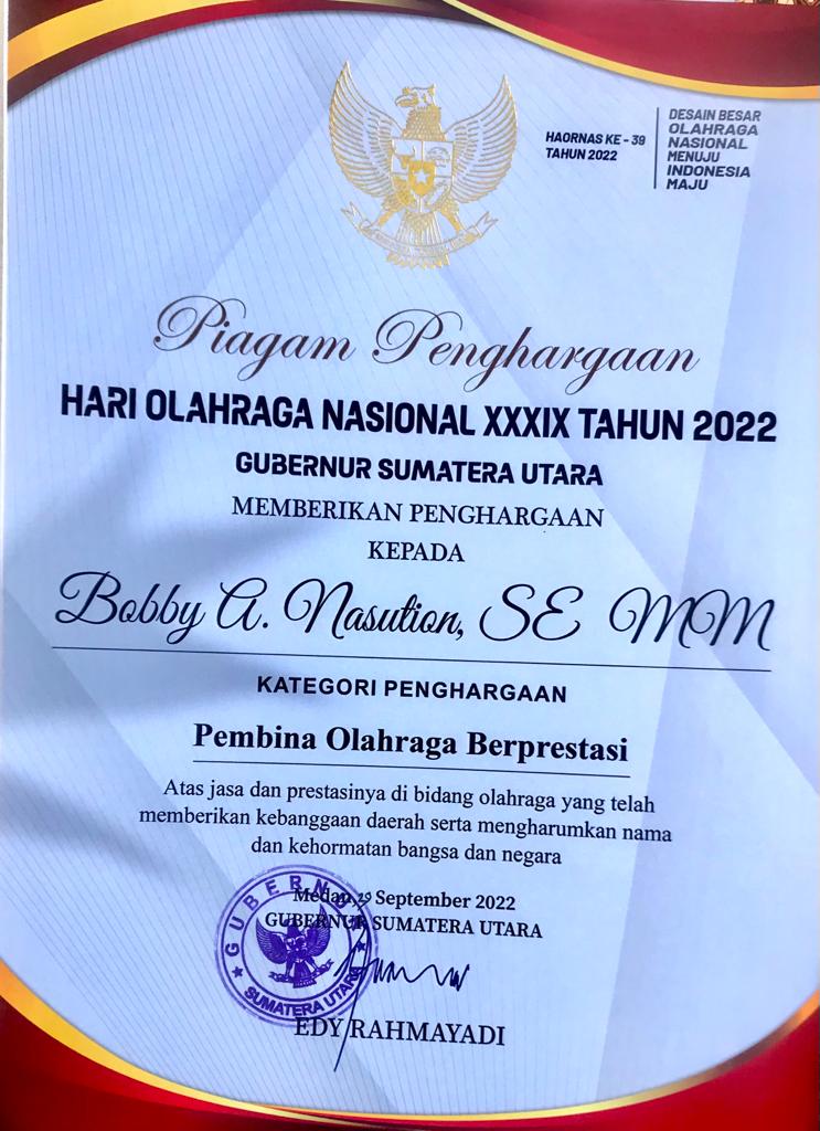 Bobby Nasution Dapat Penghargaan Pembina Olahraga Berprestasi