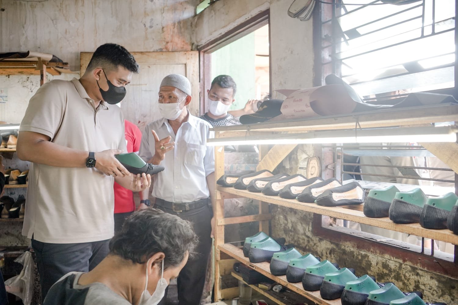 UMKM Naik Kelas Mulai Terwujud Pesanan Sepatu Semakin Meningkat