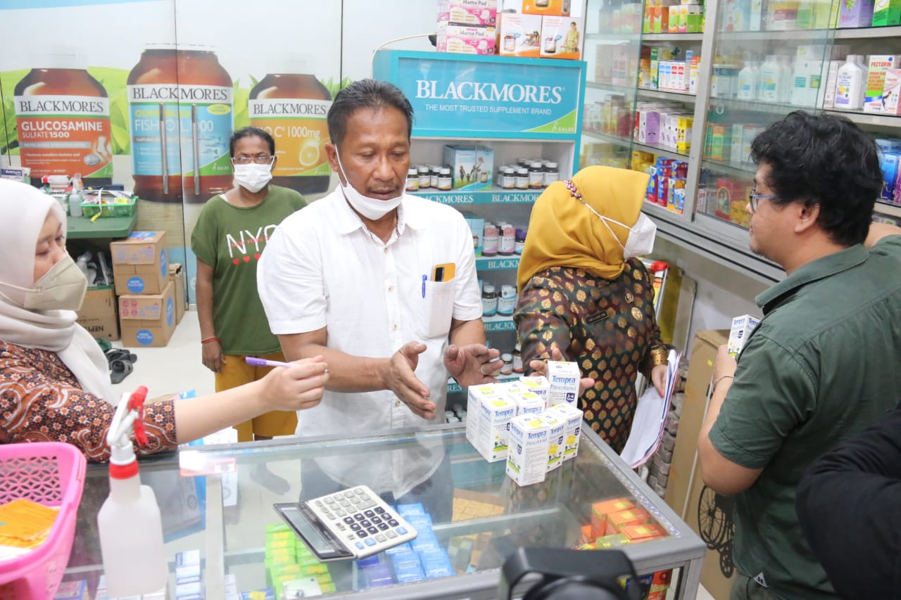 Dinkes Kota Medan Melakukan Pengawasan Tehadap Peredaran Obat Yang Izin Edarnya Di Hentikan