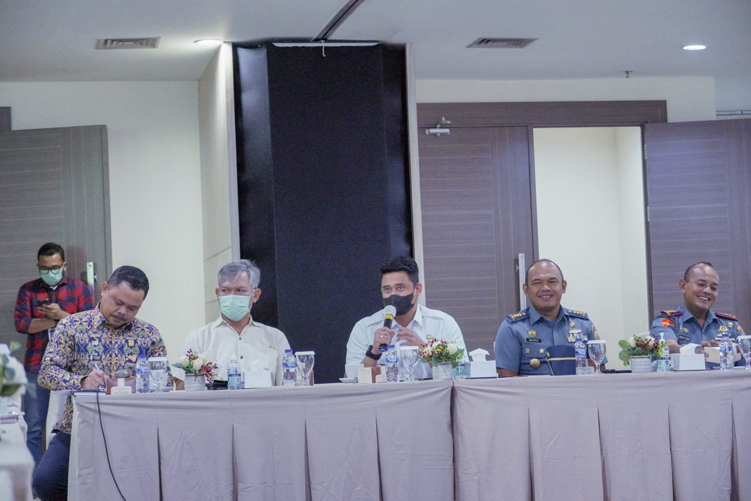 Dukung Penuh Pembangunan Tanggul Rob, Bobby Nasution: Atasi Persoalan Banjir, Juga Kemiskinan Ekstrim & Kesehatan Di Medan Belawan