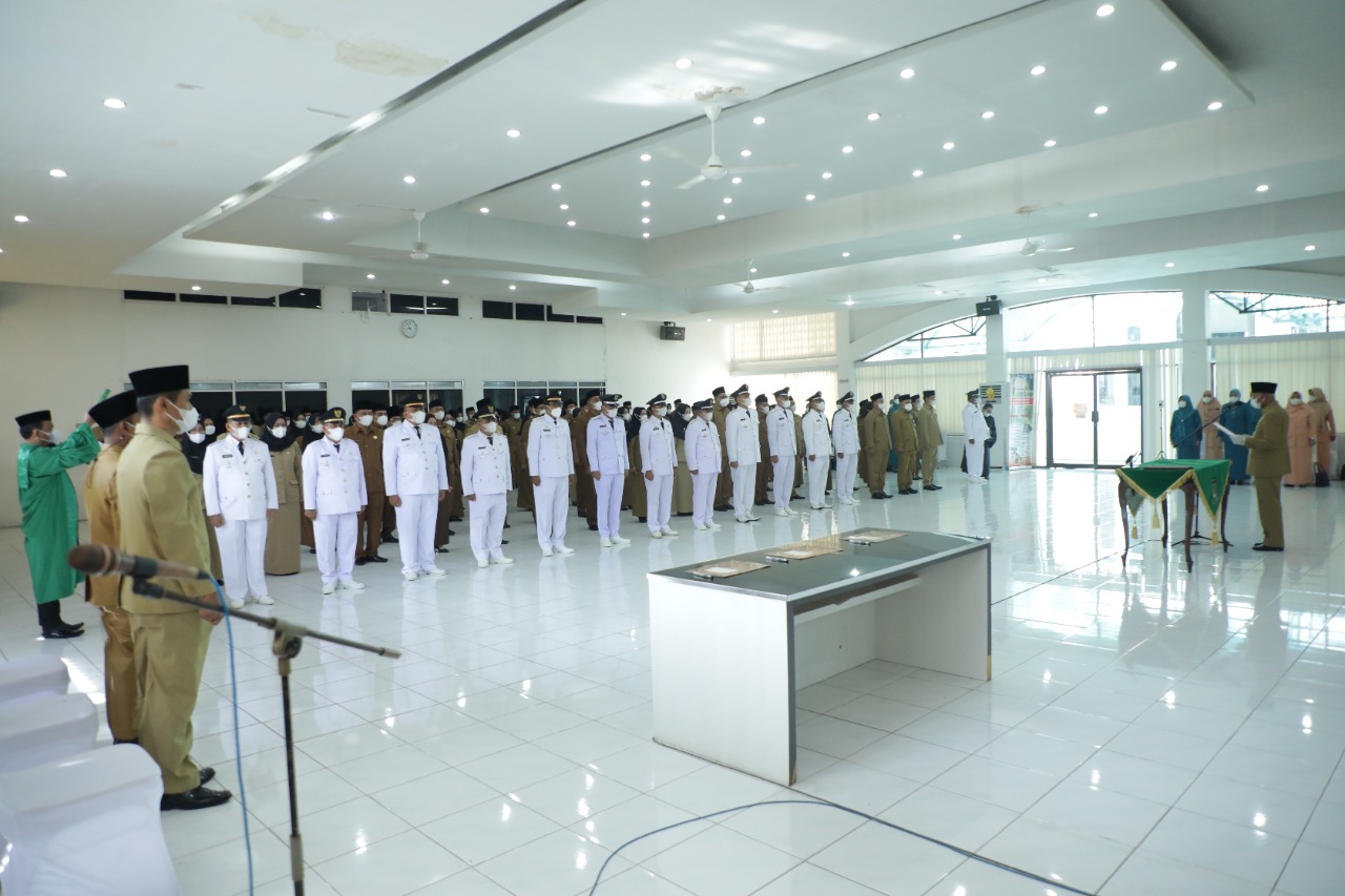 Bupati Asahan Lantik Pejabat Administrator, Pengawas dan Kapus Kesehatan Masyarakat di Lingkungan Pemkab Asahan