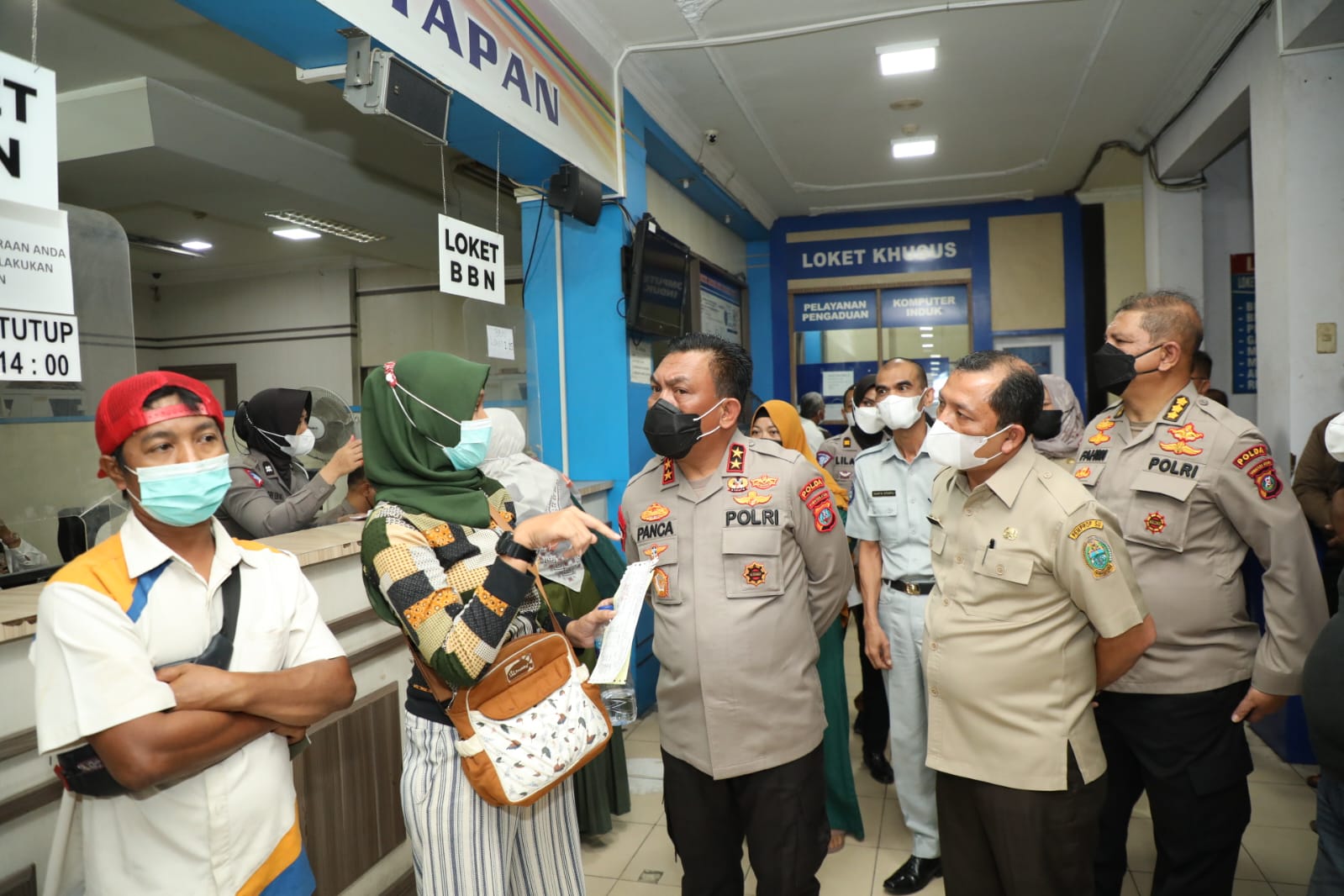 Tinjau Pelayanan Kantor Samsat, Kapolda Sumut : Tingkatkan Pelayanan Kepada Masyarakat, Jangan Dipersulit