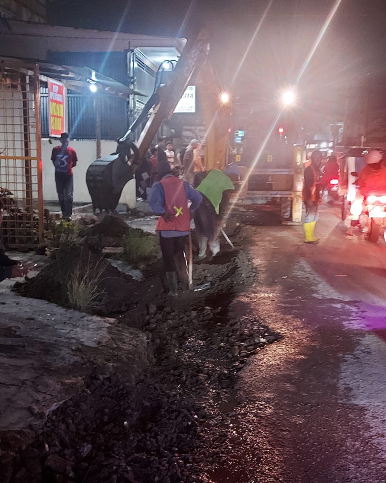 Pelaksanaan Proyek Bahu Jalan Dinas SDM BMBK Deliserdang Dipertanyakan