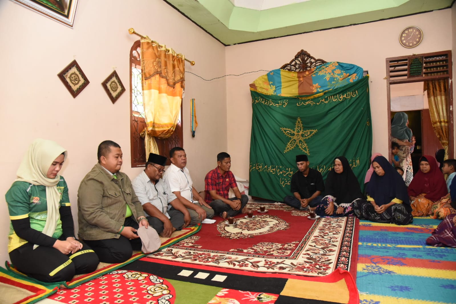 Bupati Tapsel Santuni Korban Longsor Hingga Meninggal Dunia di Angkola Barat