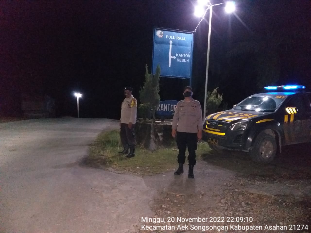 Blue Light Patroli Malam Polsek Bandar Pulau AntisipasiI Gangguan Kamtibmas